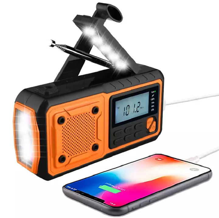 Master 4000 mAh Crank Radio with Solar Panels